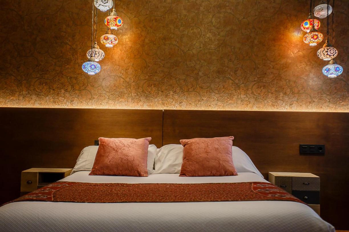 Hostal Rodas 팜플로나 외부 사진