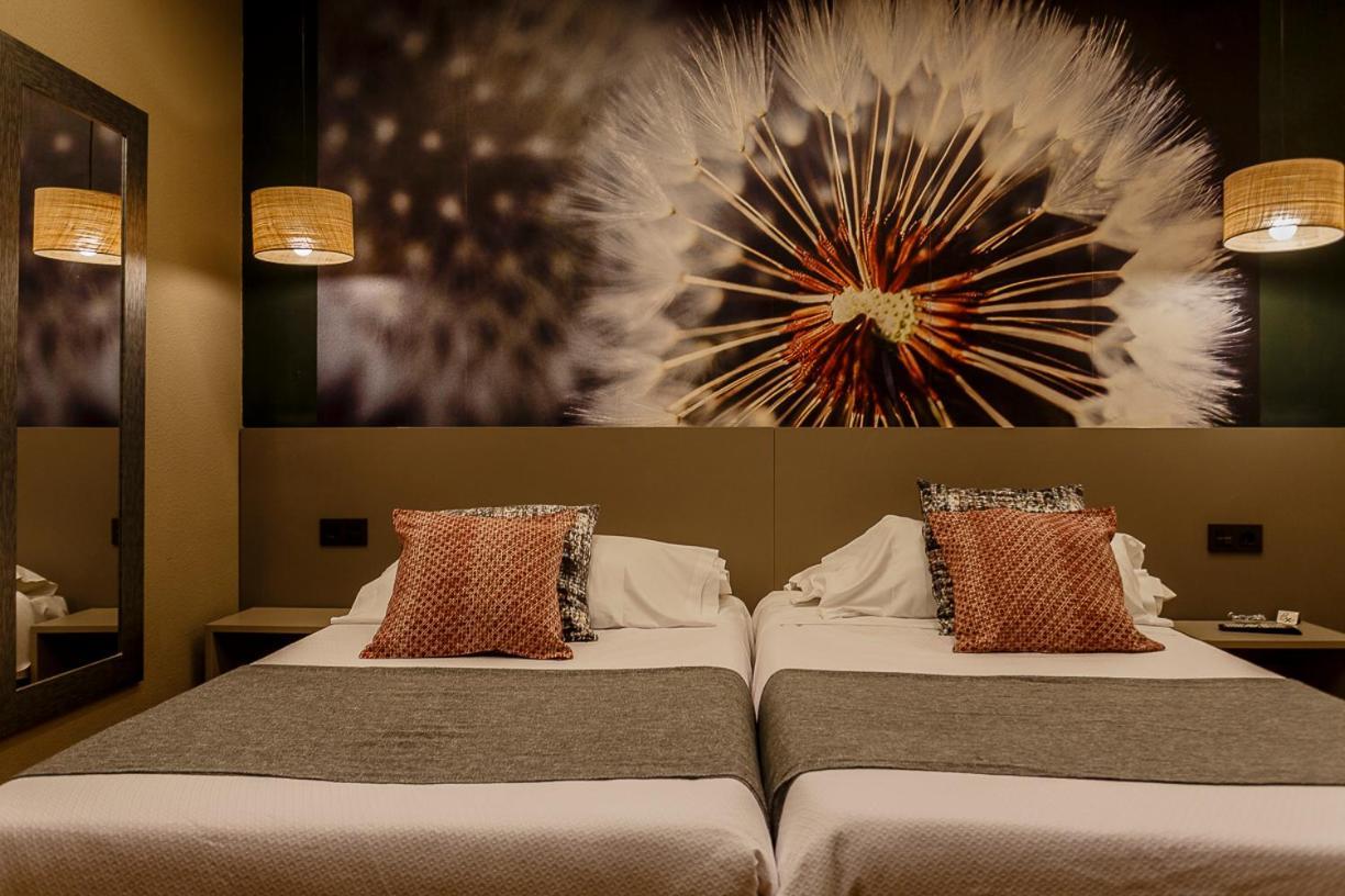 Hostal Rodas 팜플로나 외부 사진